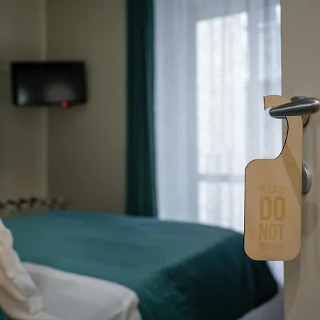 Tinellari לינה וארוחת בוקר