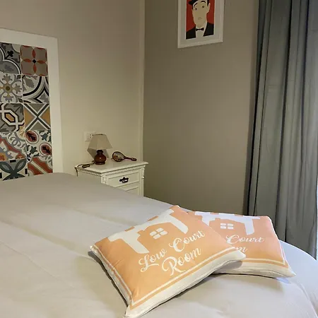 לינה וארוחת בוקר Tinellari נאפולי