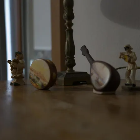 Tinellari לינה וארוחת בוקר